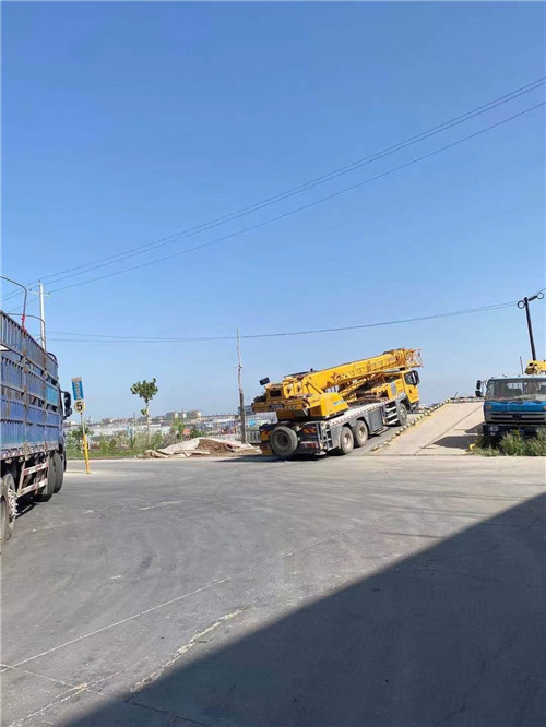 零陵区25吨吊车的租赁价格大概是多少？