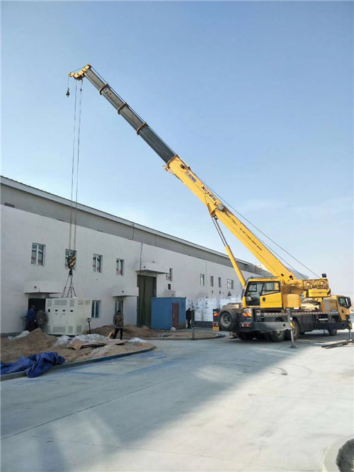 零陵区“超载就喊停”—— 吊车的 “重量保镖” 技术